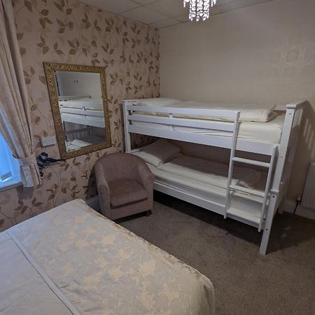The Stafford Bed and Breakfast Blackpool Rum bild