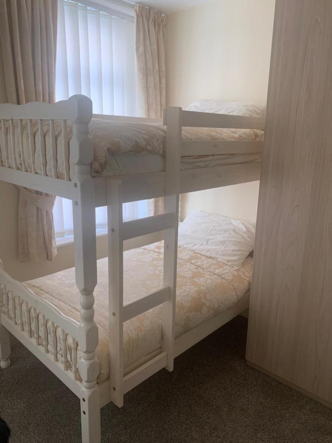 The Stafford Bed and Breakfast Blackpool Exteriör bild