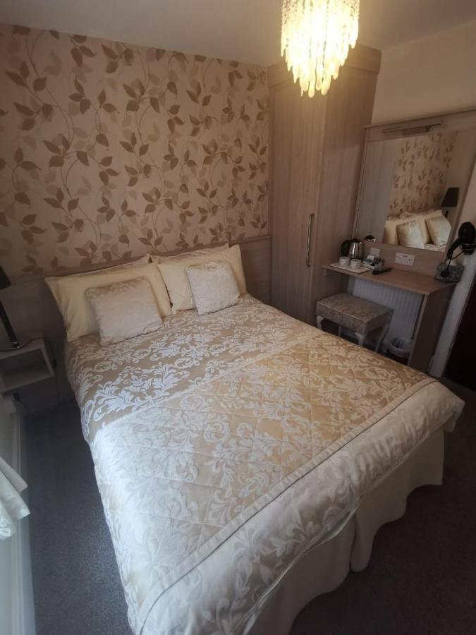 The Stafford Bed and Breakfast Blackpool Exteriör bild